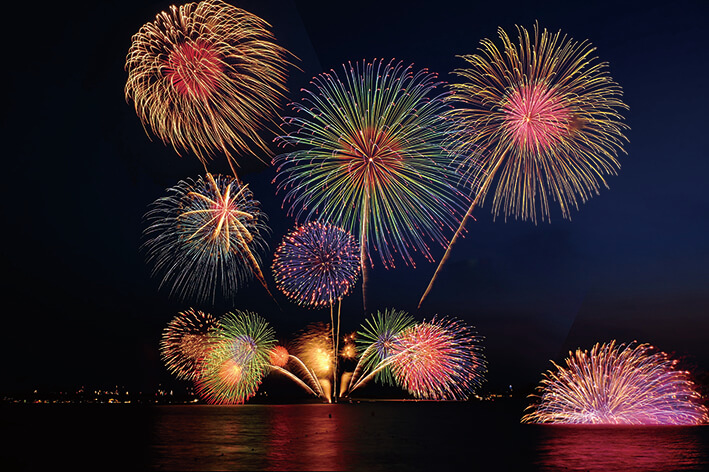 (ភាសាខ្មែរ) រដូវក្តៅគឺកាំជ្រួច! How beautiful! HANABI (fireworks) in Japan